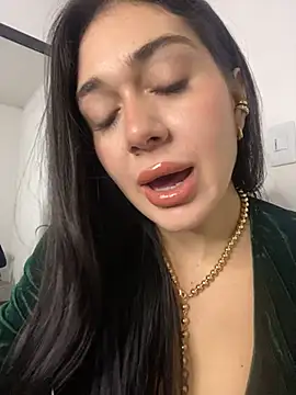 Snapshot of LaanaCooper chatting on 17, 3, 2025 LaanaCooper online show from 17, 3, 2025