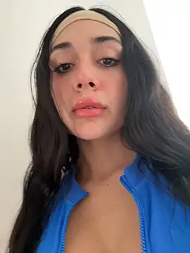 Snapshot of LaanaCooper chatting on 9, 9, 2025 LaanaCooper online show from 9, 9, 2025