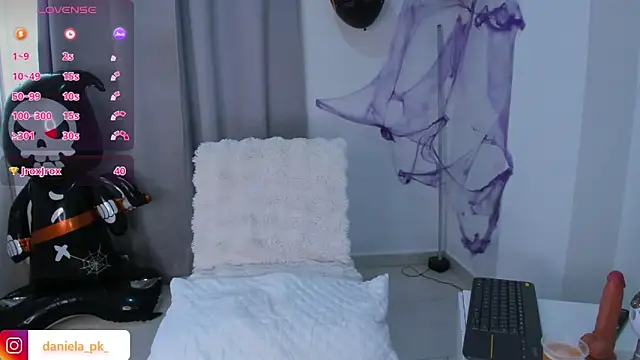 roxy pk  online show from 25, 10, 2025