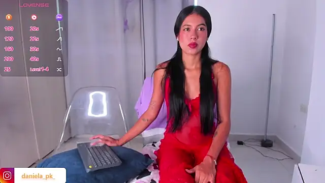 roxy pk  online show from 24, 11, 2025