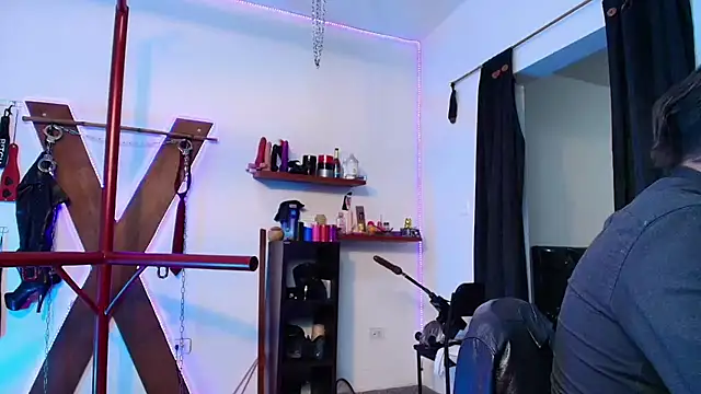 boy n girl online show from 18, 12, 2024