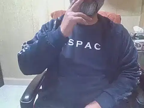 hairymaster95 online show from 8, 2, 2026