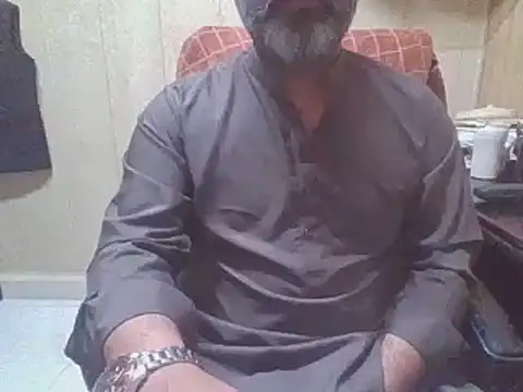 Snapshot of hairymaster95 chatting on 27, 6, 2026 hairymaster95 online show from 27, 6, 2026