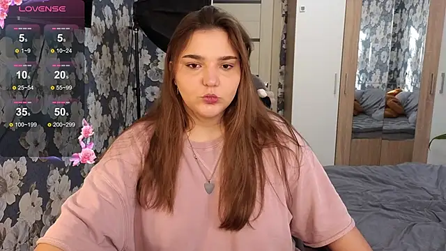  momiji  online show from 4, 2, 2026