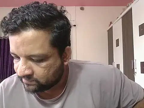 Snapshot of dhruv_love chatting on 24, 7, 2026 dhruv love online show from 24, 7, 2026