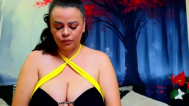 ElizabethEven online show from 2, 12, 2025