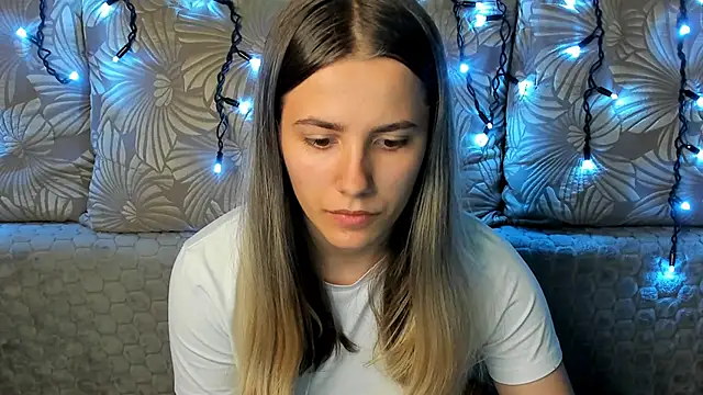 MaggieCake online show from 22, 10, 2025