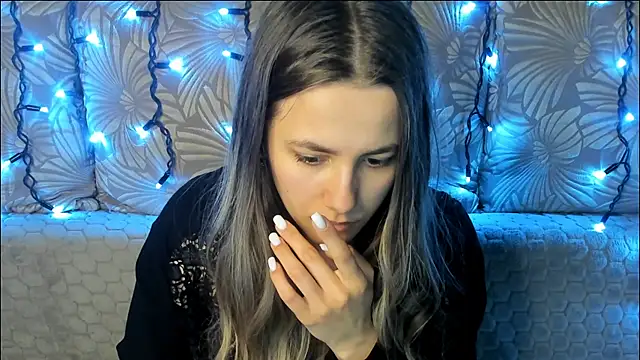 Snapshot of MaggieCake chatting on 1, 5, 2026 MaggieCake online show from 1, 5, 2026