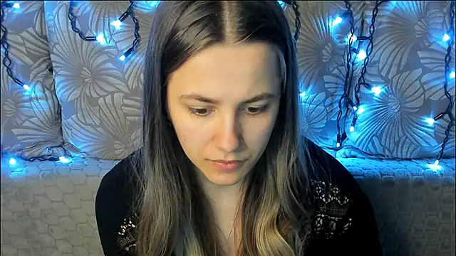 Snapshot of MaggieCake chatting on 3, 5, 2026 MaggieCake online show from 3, 5, 2026