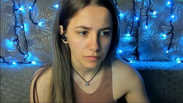 Snapshot of MaggieCake chatting on 21, 5, 2026 MaggieCake online show from 21, 5, 2026