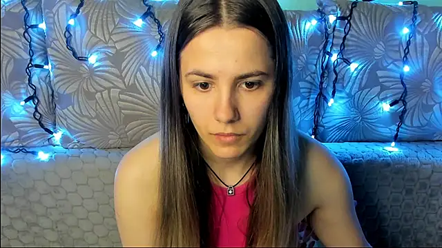 Snapshot of MaggieCake chatting on 31, 5, 2026 MaggieCake online show from 31, 5, 2026