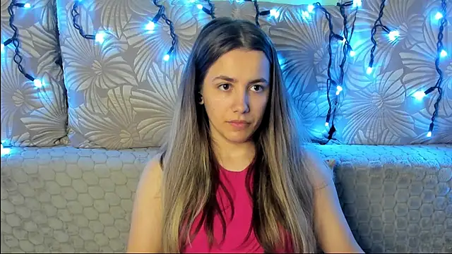 Snapshot of MaggieCake chatting on 6, 6, 2026 MaggieCake online show from 6, 6, 2026