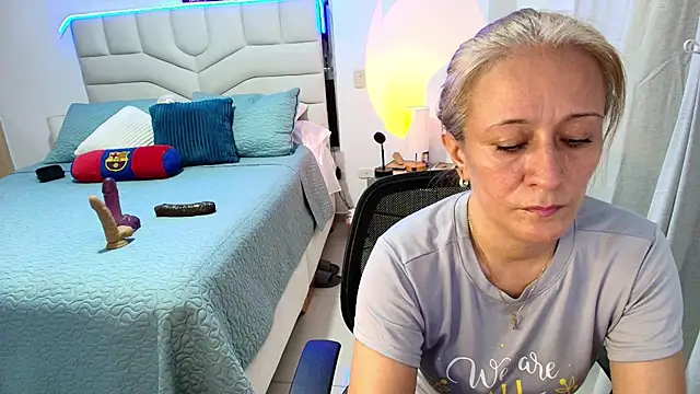 Naty Stone online show from 2, 7, 2026