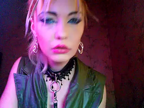 WildMissNiks online show from 27, 11, 2025