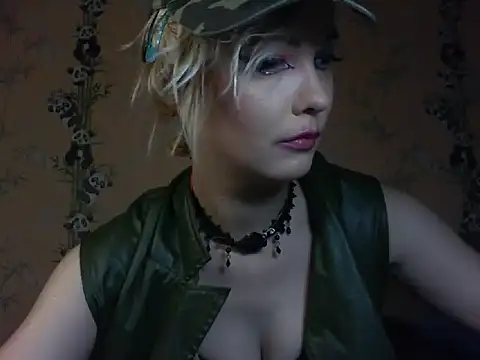 WildMissNiks online show from 5, 3, 2026