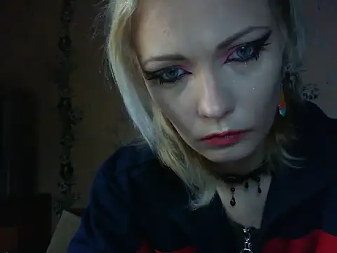 Snapshot of WildMissNiks chatting on 11, 5, 2026 WildMissNiks online show from 11, 5, 2026