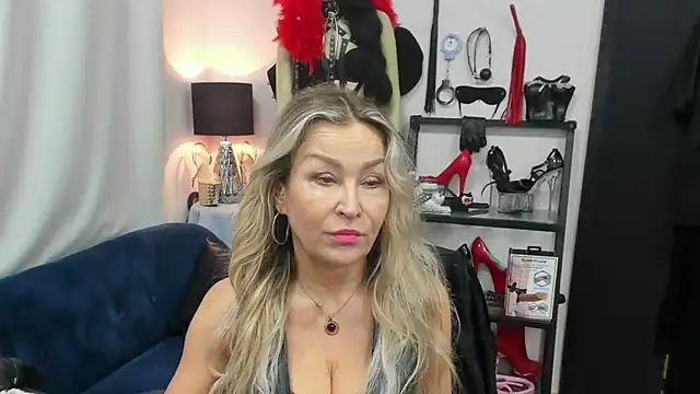 crystaLUX online show from 13, 11, 2025