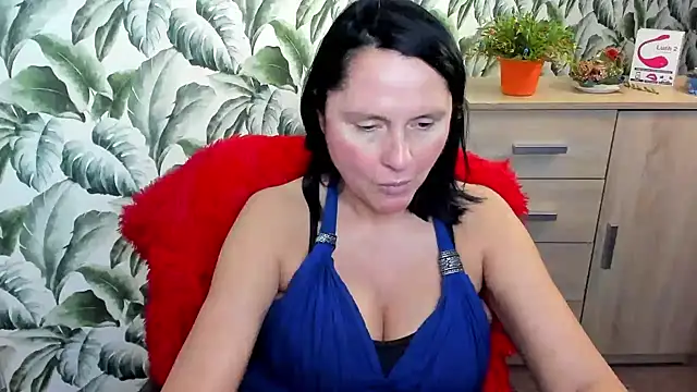Snapshot of Ellennaughty chatting on 5, 2, 2025 Ellennaughty online show from 5, 2, 2025