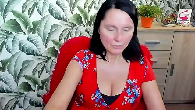 Snapshot of Ellennaughty chatting on 18, 2, 2025 Ellennaughty online show from 18, 2, 2025