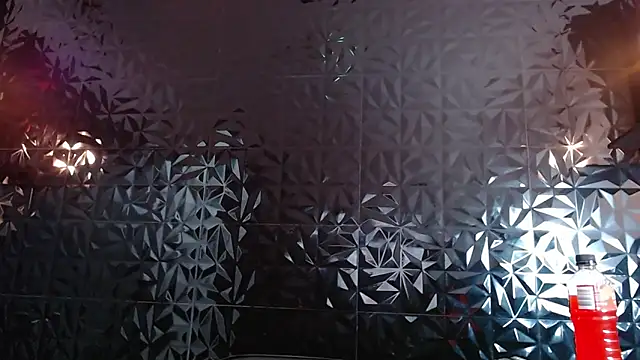 PINK  LOLA1 online show from 4, 2, 2025