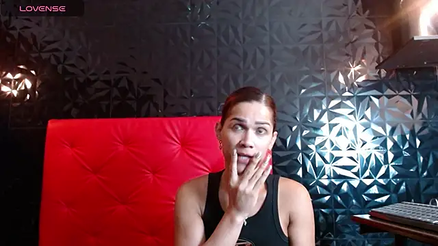 PINK  LOLA1 online show from 5, 2, 2025