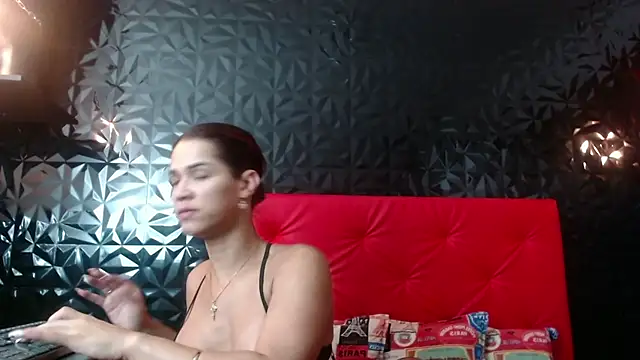 PINK  LOLA1 online show from 11, 3, 2025