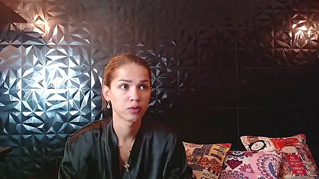 PINK  LOLA1 online show from 13, 2, 2026