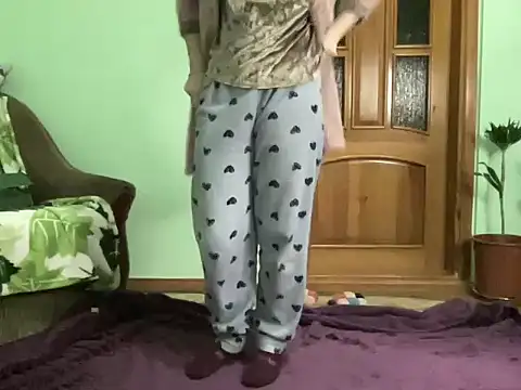 AngelTough20 online show from 10, 10, 2025