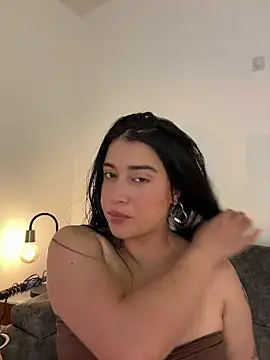 Snapshot of KallyMyller1 chatting on 1, 5, 2026 KallyMyller1 online show from 1, 5, 2026