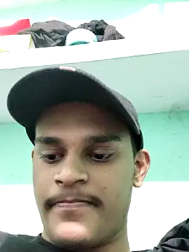 Snapshot of rajaRoyd chatting on 18, 11, 2025 rajaRoyd online show from 18, 11, 2025