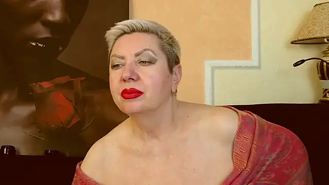 LadyPosh online show from 6, 3, 2025