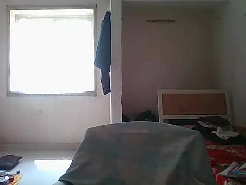 hrnybh2002 online show from 19, 4, 2026