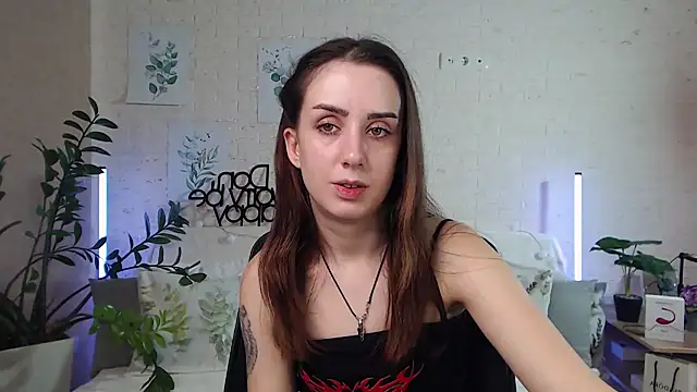 FranceskoJones online show from 30, 1, 2025