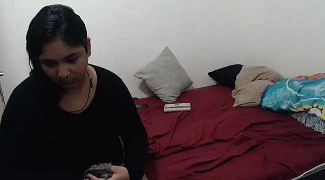 Indianbloom- online show from 1, 2, 2025