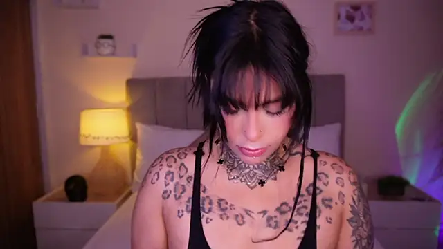 curvyliciousss online show from 5, 2, 2025