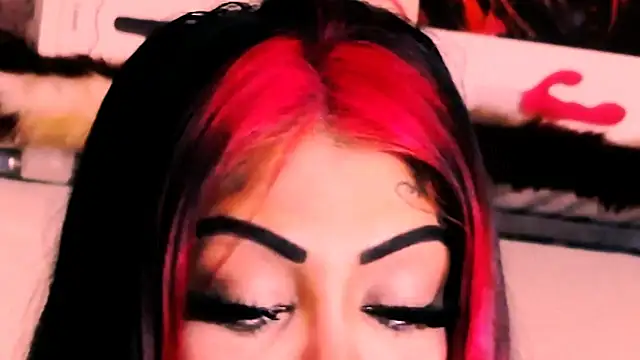 Snapshot of indian_dreamgirl chatting on 12, 11, 2025 indian dreamgirl online show from 12, 11, 2025