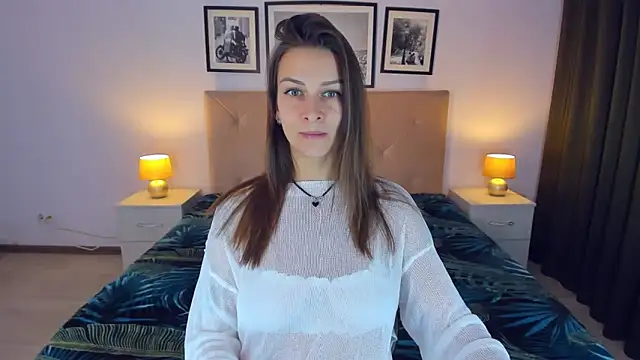 AlexiaDarren online show from 24, 12, 2024