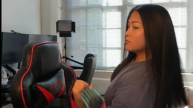 Bubbleliyah online show from 1, 4, 2026