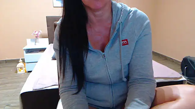 Gia888888 online show from 3, 12, 2024