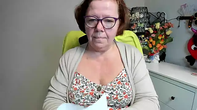 Snapshot of Adelewildx chatting on 20, 5, 2026 Adelewildx online show from 20, 5, 2026