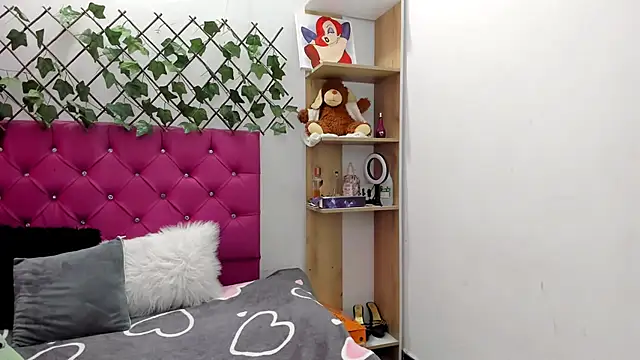 BellaBellosinia online show from 10, 1, 2026