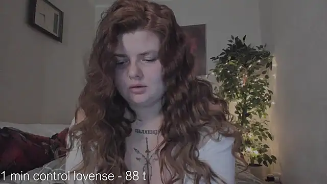 Snapshot of Eva_Shameless chatting on 17, 2, 2025 Eva Shameless online show from 17, 2, 2025