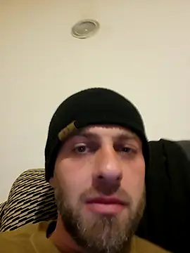 Snapshot of Momak91god chatting on 24, 11, 2025 Momak91god online show from 24, 11, 2025