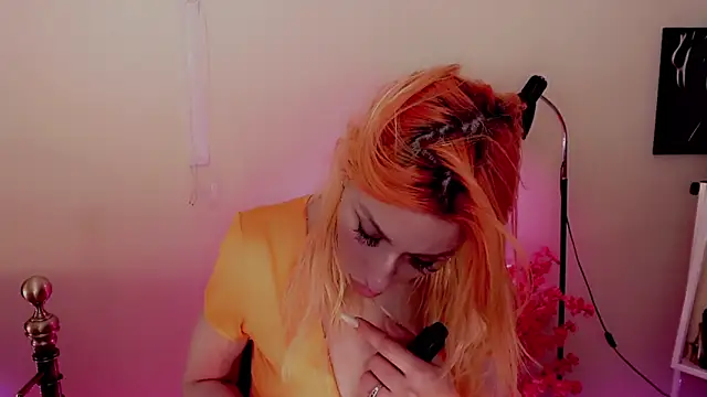 Snapshot of AnnieGOld_ chatting on 28, 12, 2024 AnnieGOld online show from 28, 12, 2024