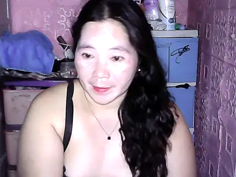 hotpusie 4u online show from 3, 3, 2026