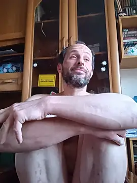 Snapshot of FireFox_Feel chatting on 8, 3, 2025 FireFox Feel online show from 8, 3, 2025