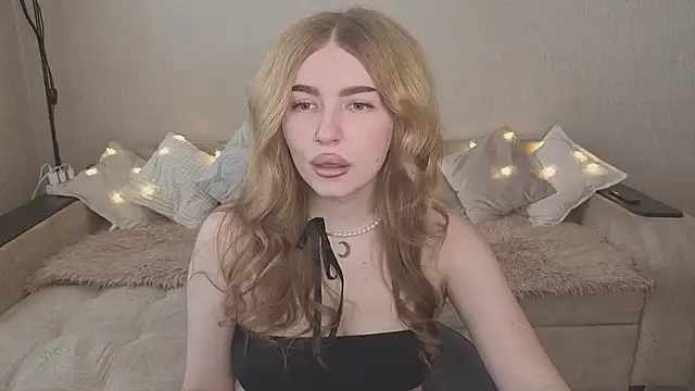 ViolettaLopez online show from 9, 10, 2025