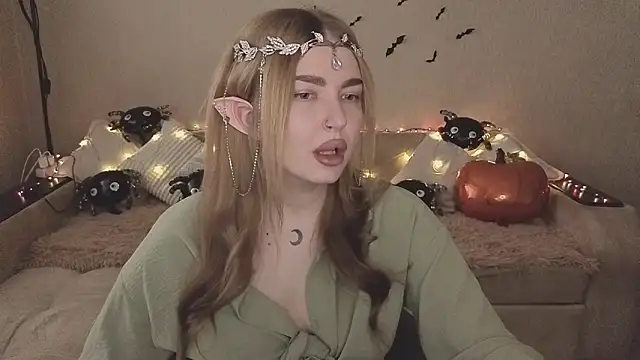 ViolettaLopez online show from 31, 10, 2025