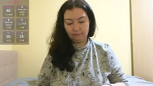 BBW MILF 4U online show from 5, 3, 2025