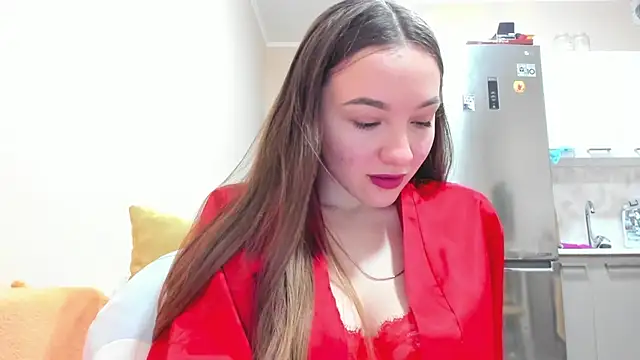 Snapshot of Naughty_Molly chatting on 2, 2, 2025 Naughty Molly online show from 2, 2, 2025